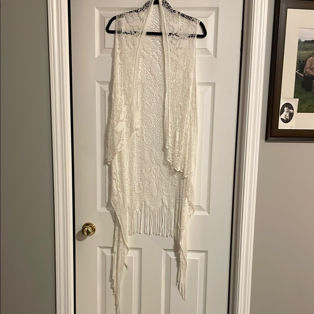🇨🇦Denver Hayes Boho Fringe Lace Vest